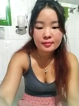 lylylove - Lylylove's free webcam - UK Sex Cams
