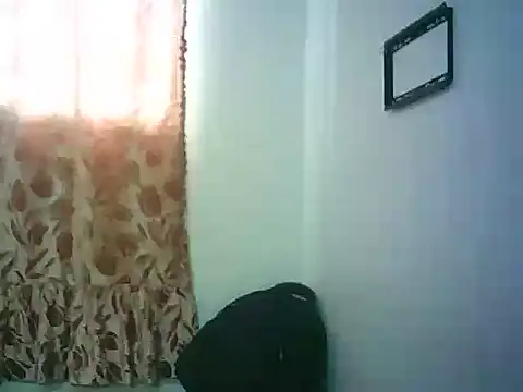 Queen-Alicia webcam