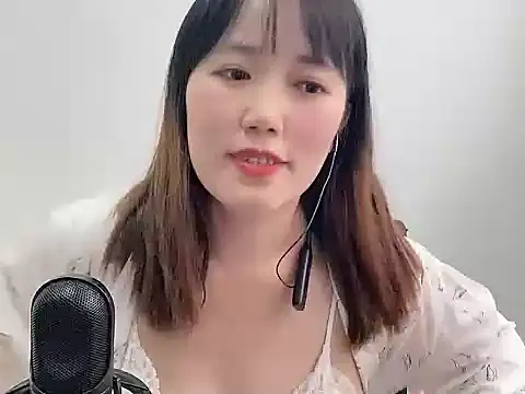 guoguoya - GuoGuoya's free webcam - UK Sex Cams