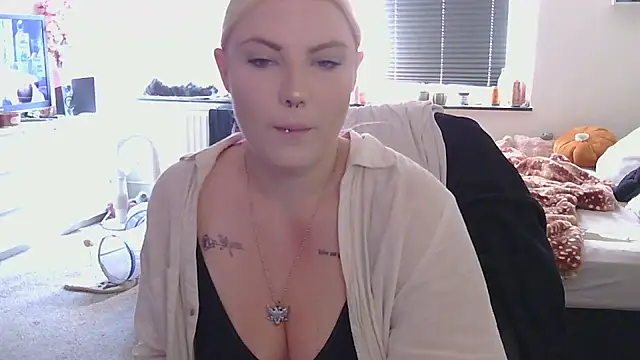 josi-420 live cam on StripChat