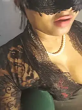 DIRTYSECRET_QUEEN_07 webcam