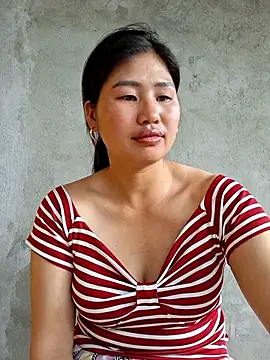 diamond-- live cam on StripChat