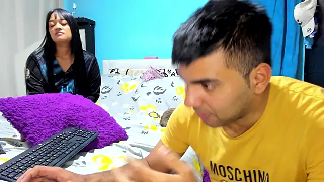LazyandSniffer28 webcam