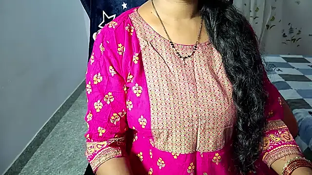 samyukthapuretelugu live cam on StripChat