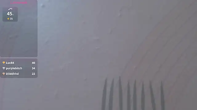yourcuteneighbourr webcam