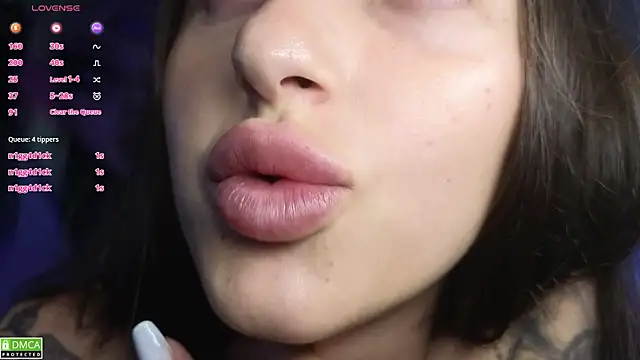 ItsMolly webcam
