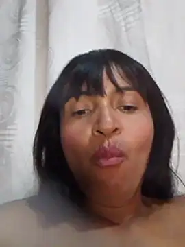 Lia_Phone_ webcam