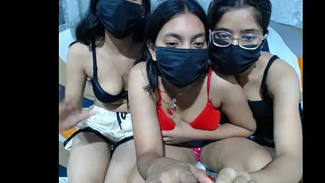 MoonBabes webcam