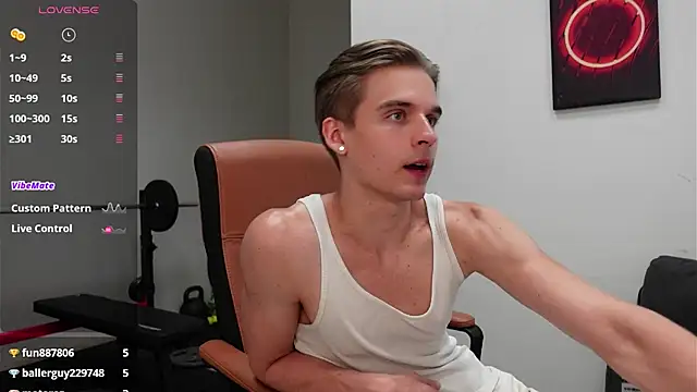 david_heath (M twink) - WILL BUY A NEW TOY