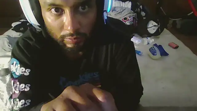 UnknownCock18 webcam
