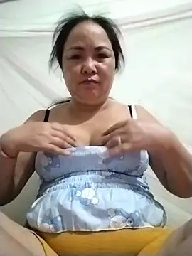 Naaya8109 webcam