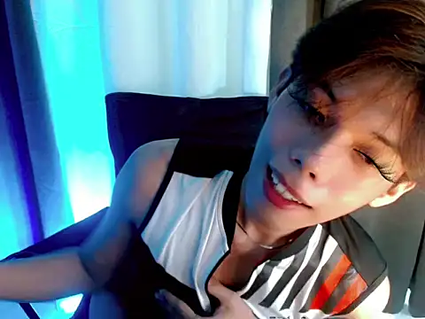 hottie_spicy69 (T teen) - i will cum in public
