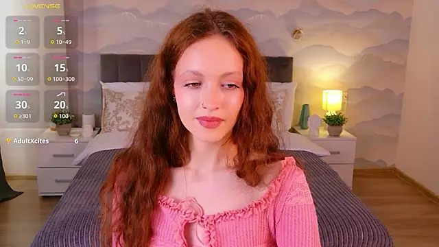 SallyPinkman webcam