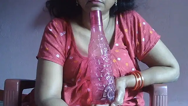 Pooja-suman live webcam show