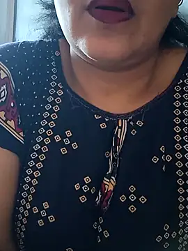 angel_ridhi live cam on StripChat