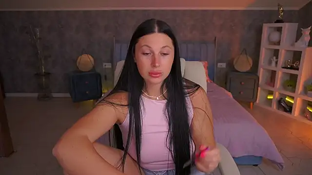 ArianaDarkk webcam