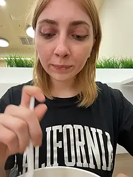 Sunny___Bunny webcam