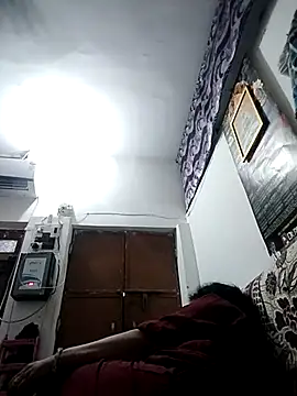 Cute-Janvi20 webcam