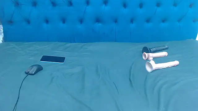 AmberDiamondMMXXX webcam