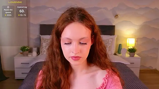 SallyPinkman live cam on StripChat