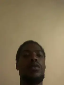 UNCUTKING10inch live cam on StripChat