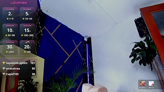 Walkers05 live webcam show