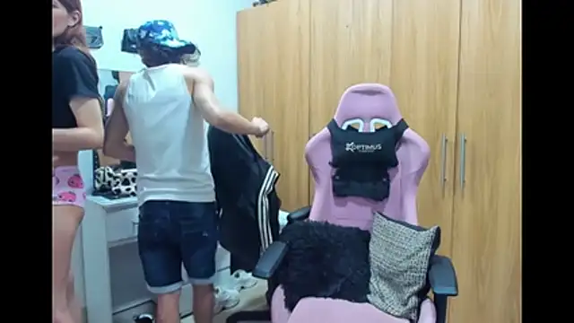 Pride_couple webcam