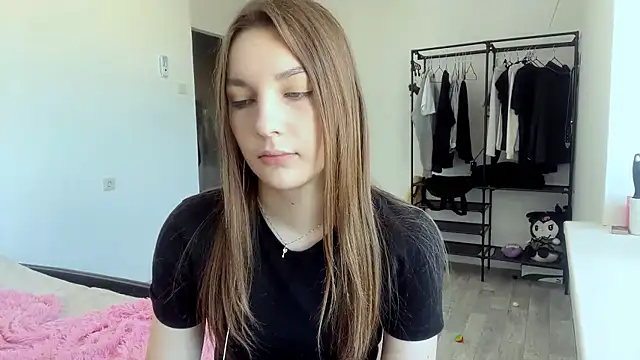 JuleCawood live cam on StripChat