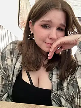 PumaShyXD live webcam show