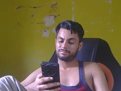 Stubborndesiboy webcam