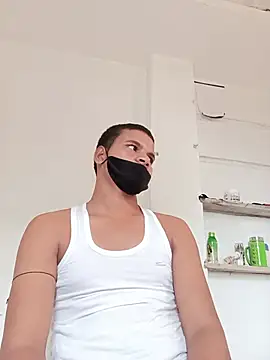 Rashi__75 webcam