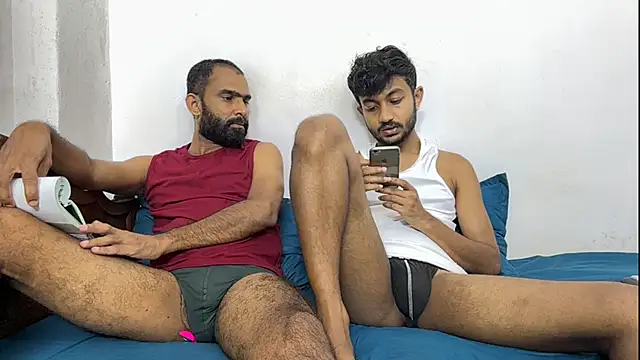 DesiDaddyandSon webcam