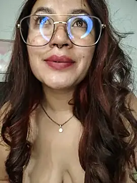 samm_curvy webcam