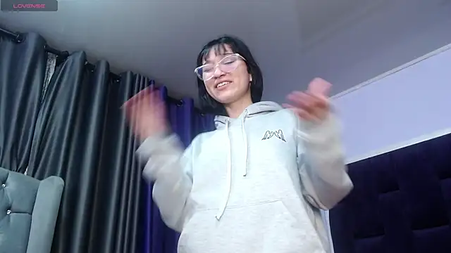 Ellie_Dollie webcam