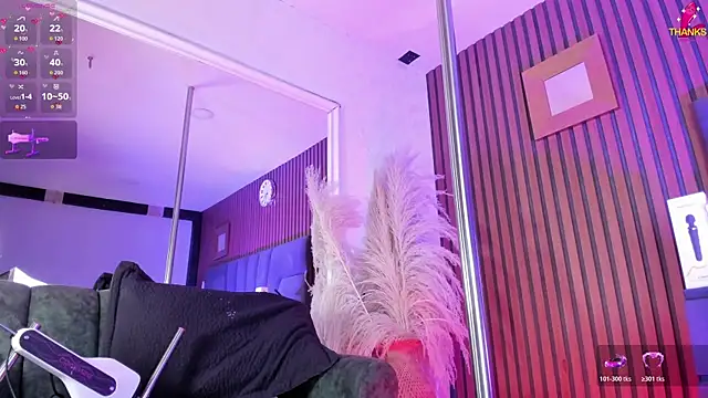 BritanyBrown_ webcam