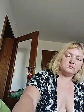LiluLiluLilu webcam