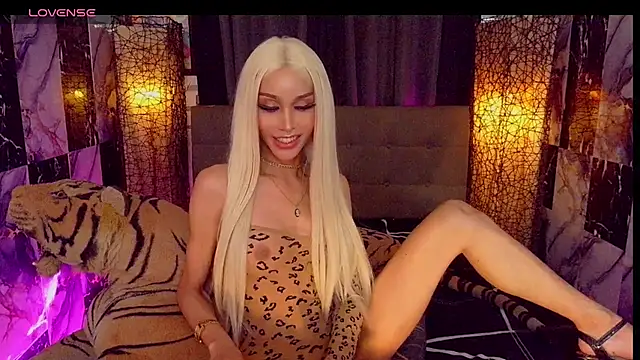 SeductiveSamanthaTS webcam