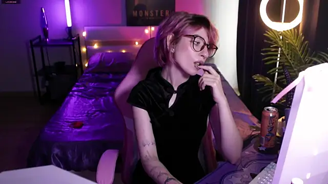 _Moonlight_t live webcam show