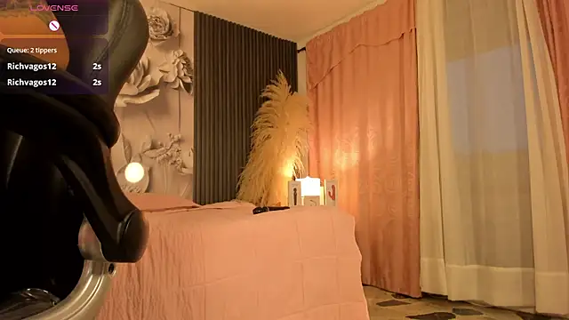 KetziaDoll_ webcam