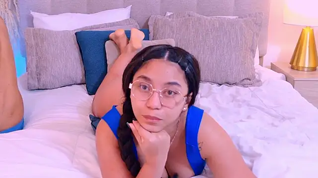 RoseAndDominic webcam