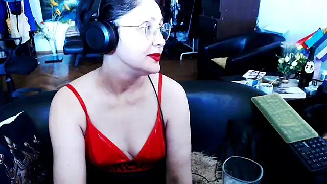 Imperatriza live cam on StripChat