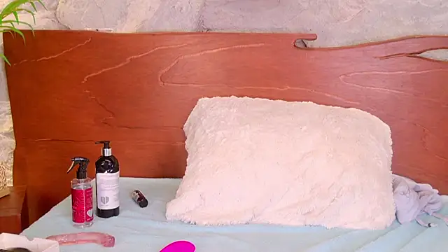 abril_collinz webcam