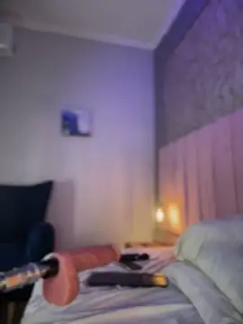 Hillary_Collins1 webcam