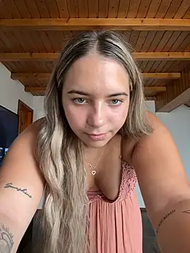 Naomi-Klein webcam