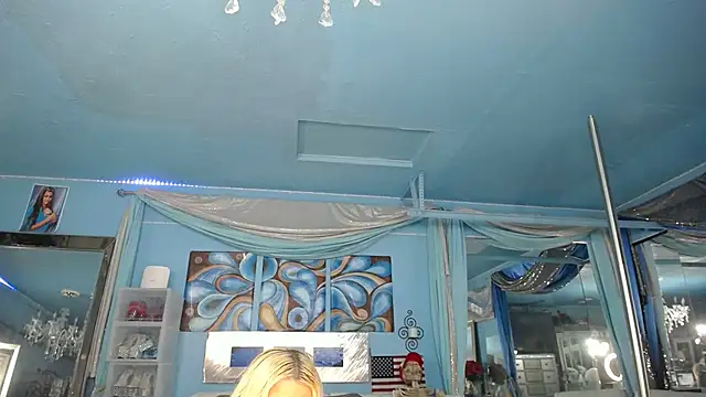 ADRIANNA_FOX webcam