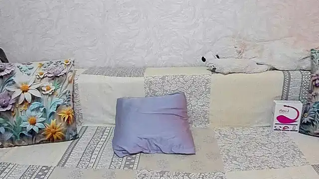 AgataFoxx webcam