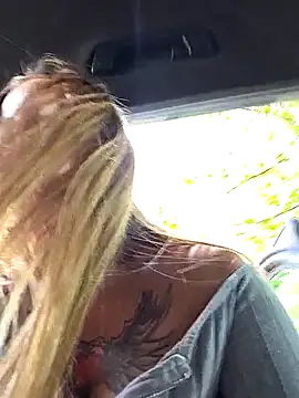 Luna_Lynn webcam