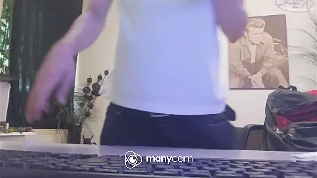 der_dino30 live cam on StripChat
