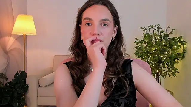 AlissaMilee live cam on StripChat