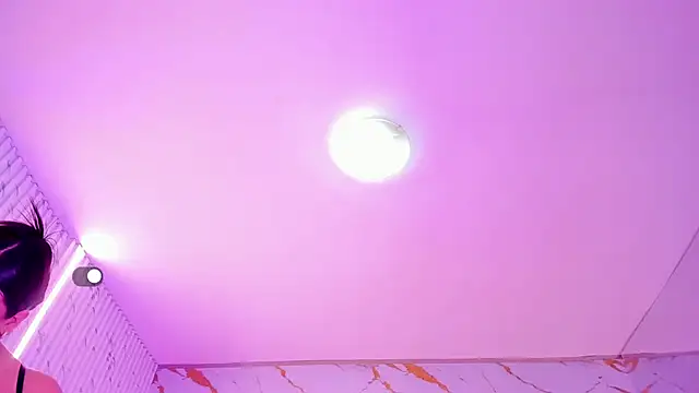 Nina_Strauss webcam